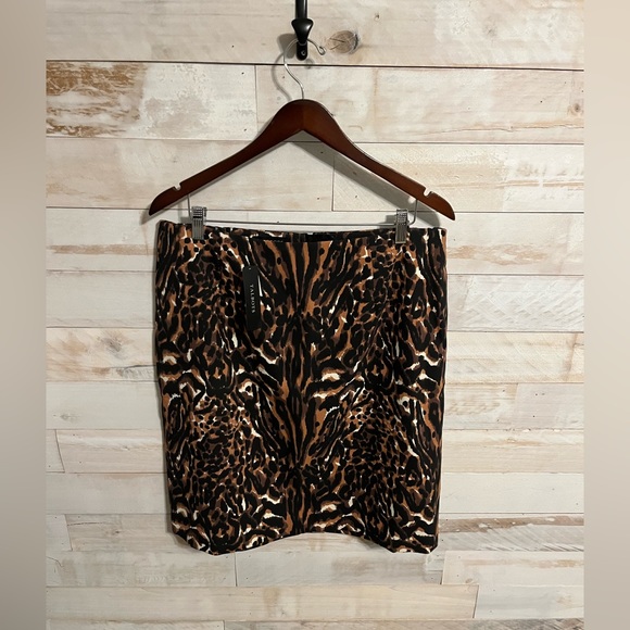 Talbots Dresses & Skirts - NWT Talbots brown pencil skirt size 16W